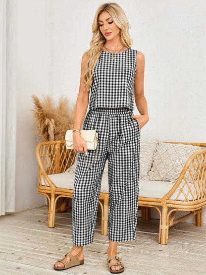 Limited time sale🔥Women's Gingham Sleeveless Tank Top & Barrel Pants Set