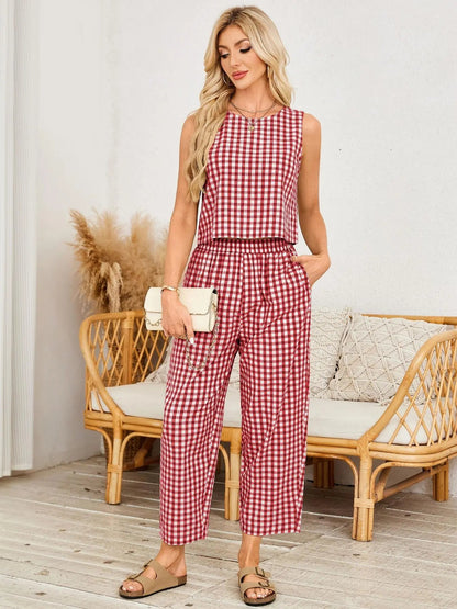 Limited time sale🔥Women's Gingham Sleeveless Tank Top & Barrel Pants Set