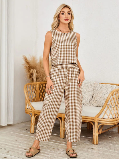 Limited time sale🔥Women's Gingham Sleeveless Tank Top & Barrel Pants Set